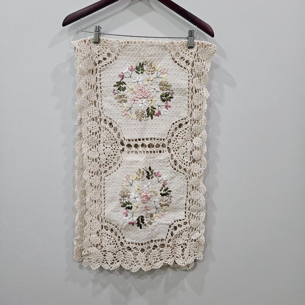 Crochet Floral Table Runner Embroidered Kitchen Home Dining Neutral Cottagecore